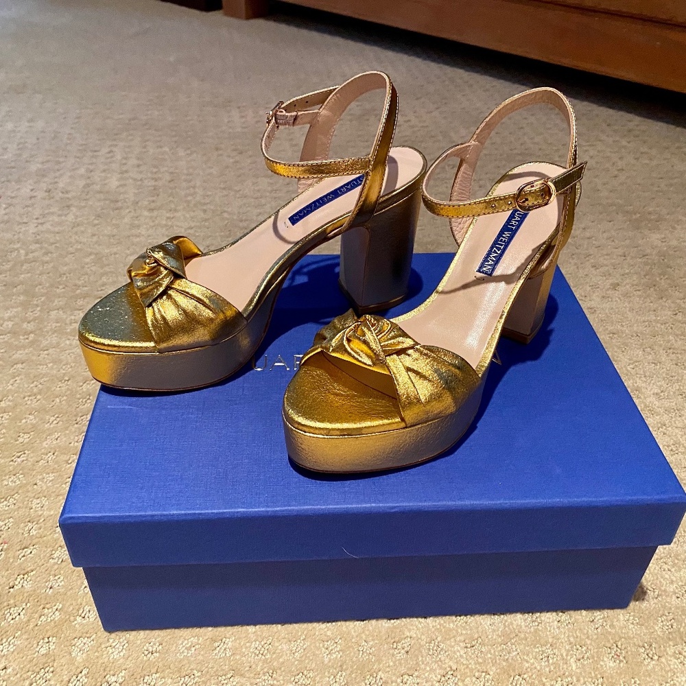 STUART WEITZMAN Gold Mirri 100 Sandals--BRAND NEW--DISCONTINTUED